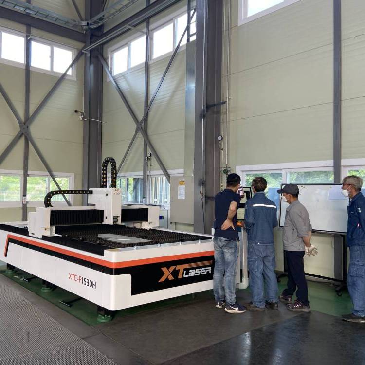 XT LASER Serviciu global de vârf